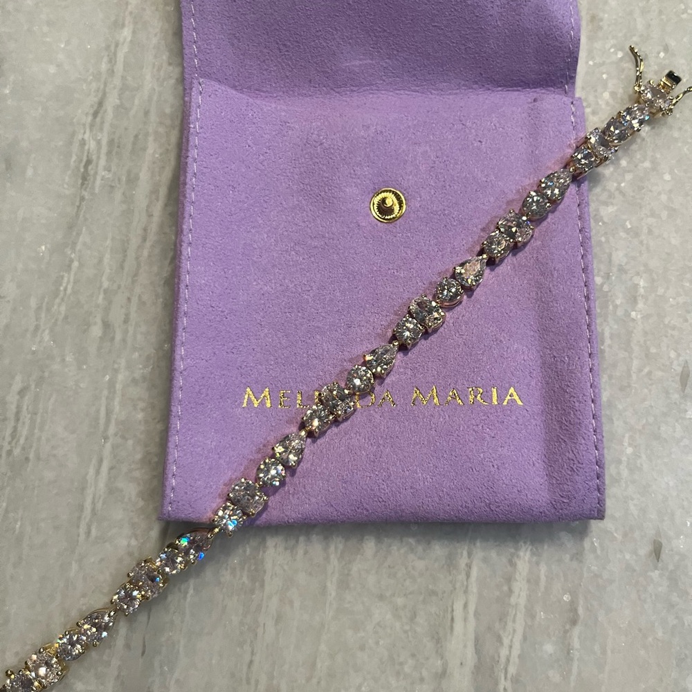 New in Box Melinda Maria Palace Bracelet Gold Holiday Simulated Diamond 7”